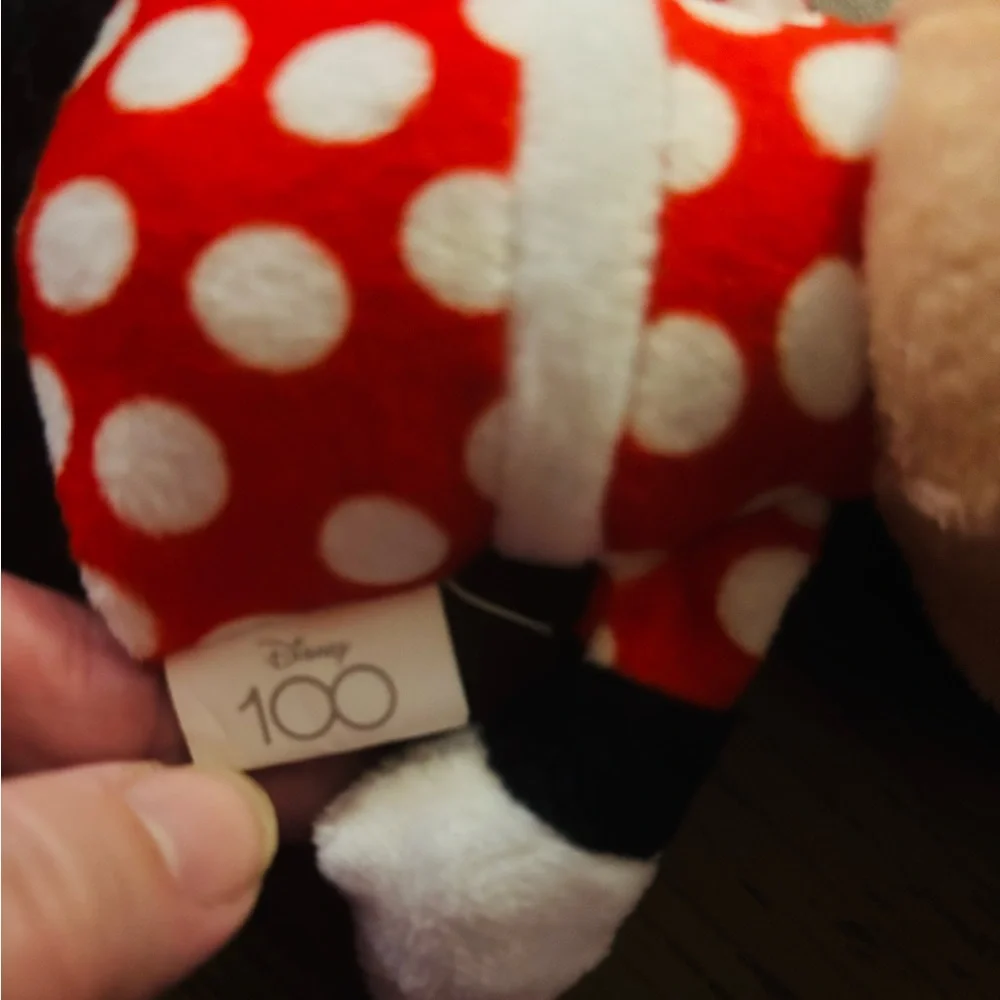 Adorable CatNip Disney 100th Year Minnie Mouse Feline Toy!!